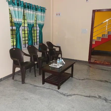 Hotel Iroomz Sri Vinayaka Comfort